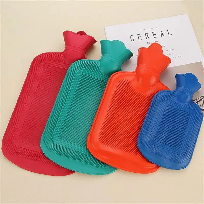 Bouillotte à Eau Chaude en Caoutchouc – Chaleur Douce & Soulagement des Douleurs