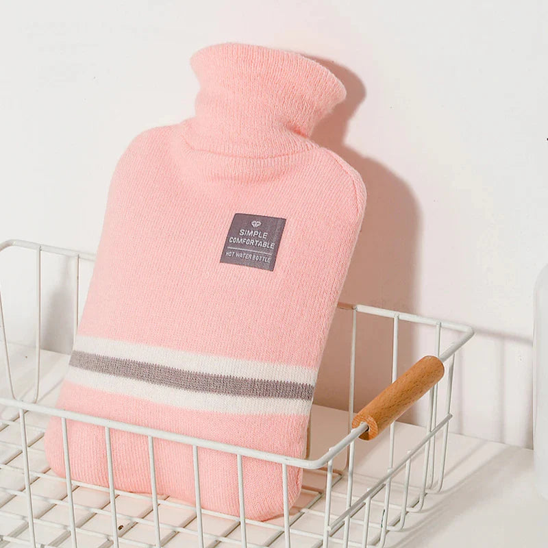bouillotte_tricotee_1l_ou_2l_style_pullover_3